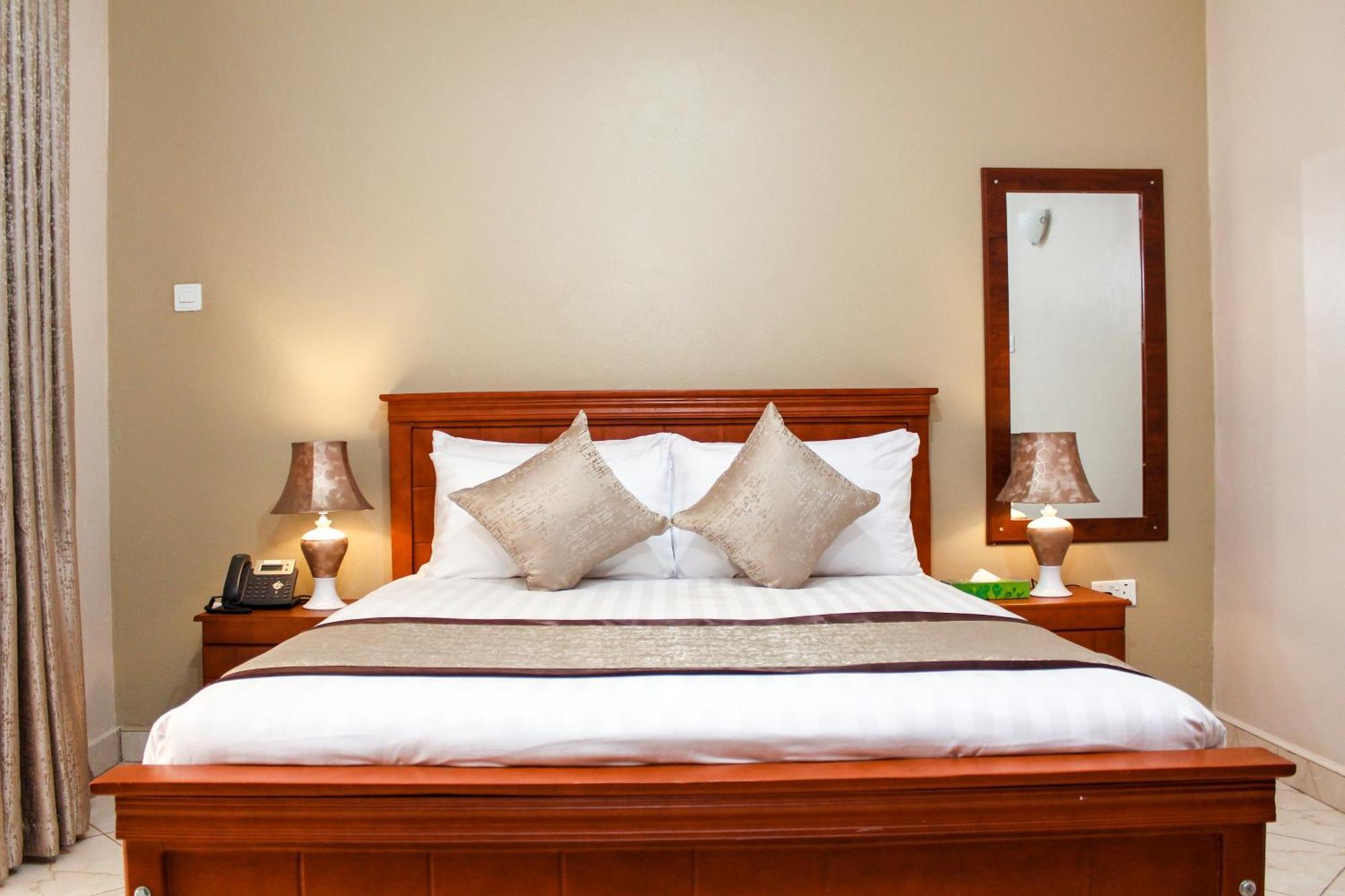 Excelsis Garden Hotels - カンパラ エクステリア 写真